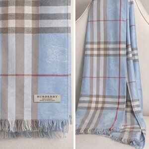 authentic Burberry Nova Check print 100% cashmere scarf shawl